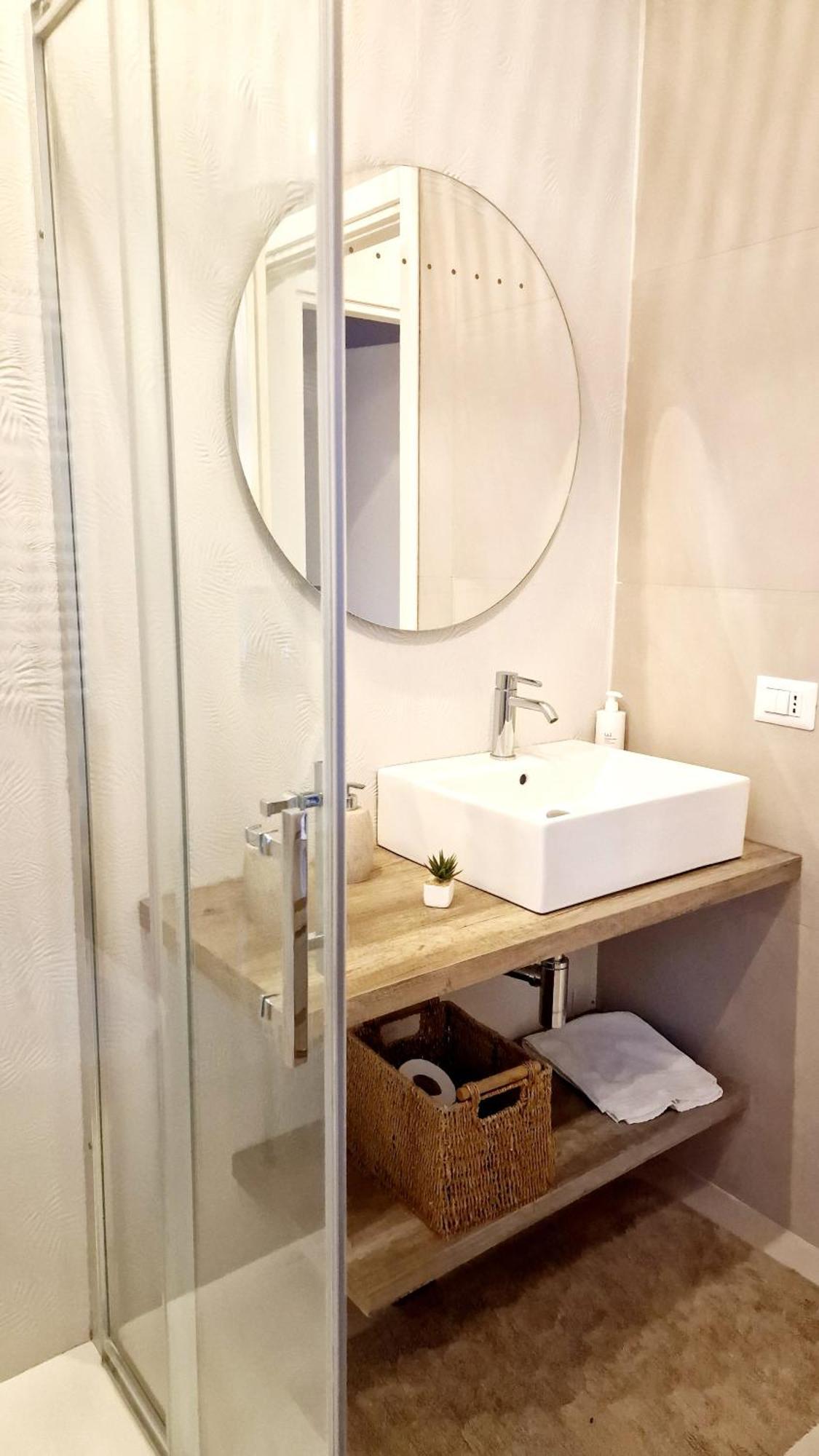 Olivella21 Luxury Apartment Montesanto Napoli Dış mekan fotoğraf