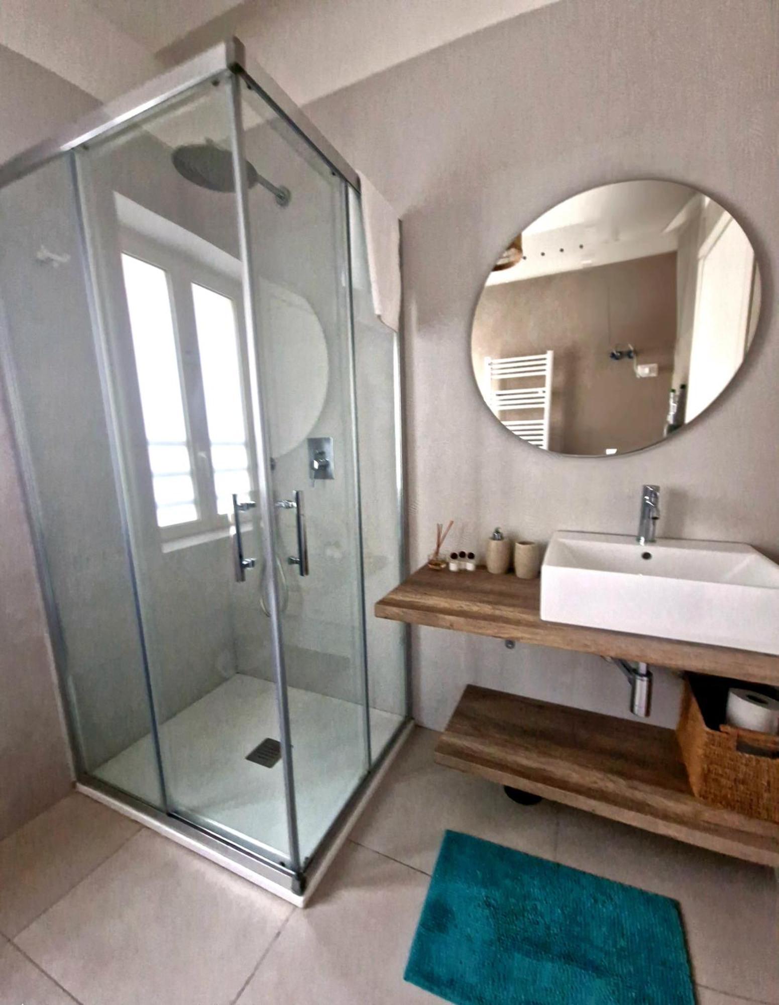 Olivella21 Luxury Apartment Montesanto Napoli Dış mekan fotoğraf